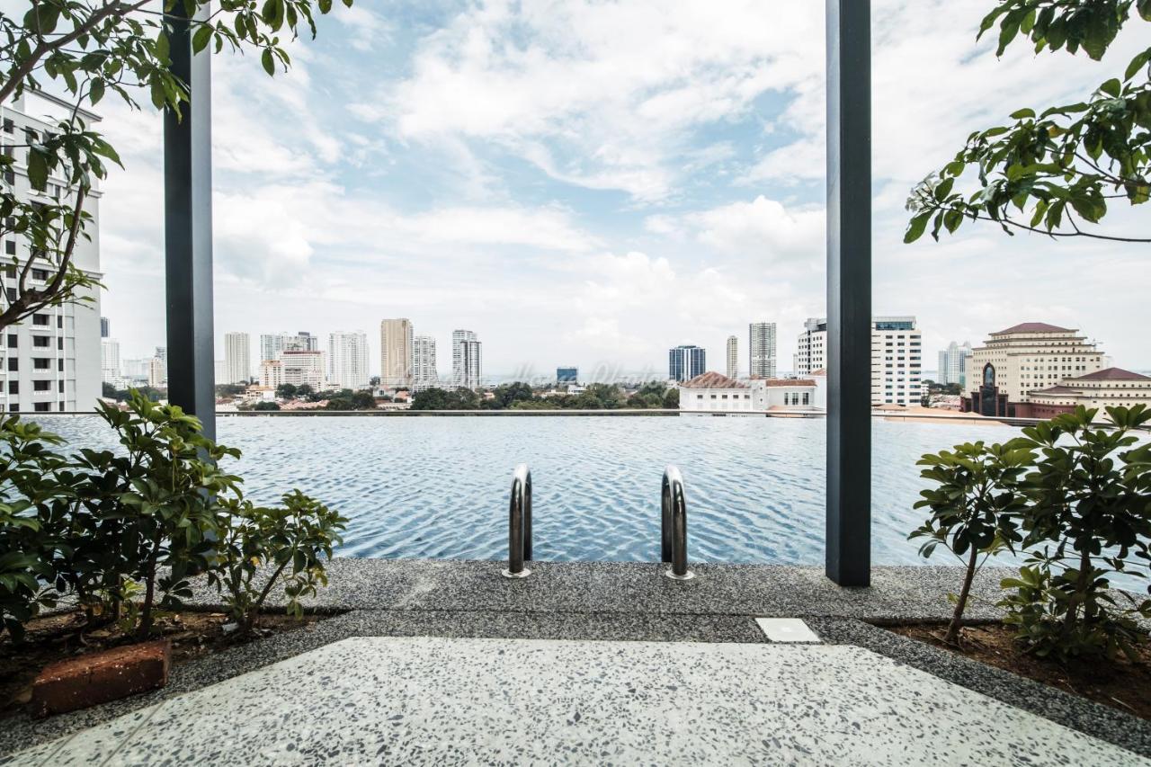 Xandra'S 218 Macalister Suite George Town Exterior photo