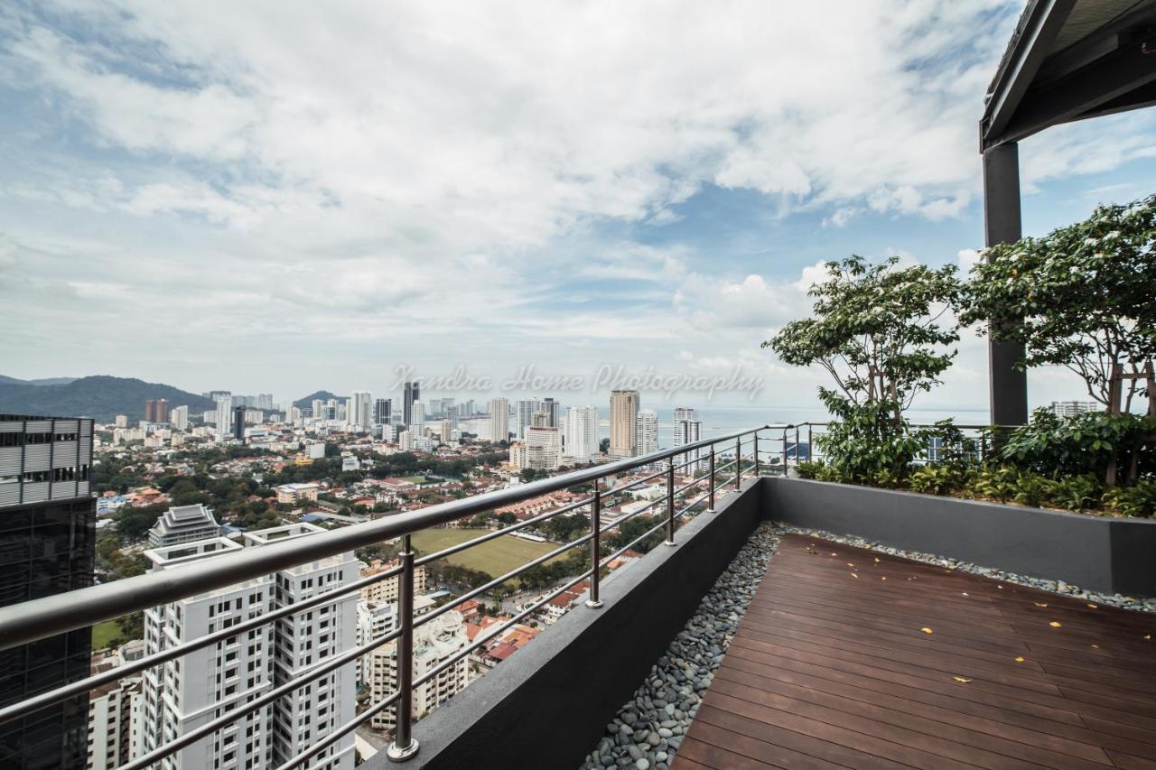 Xandra'S 218 Macalister Suite George Town Exterior photo